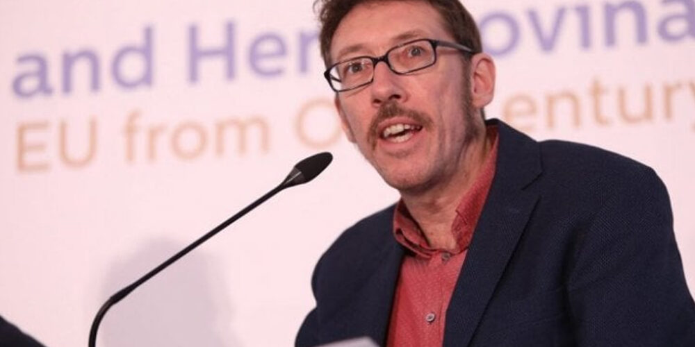 Solidarietà allo storico Eric Gobetti